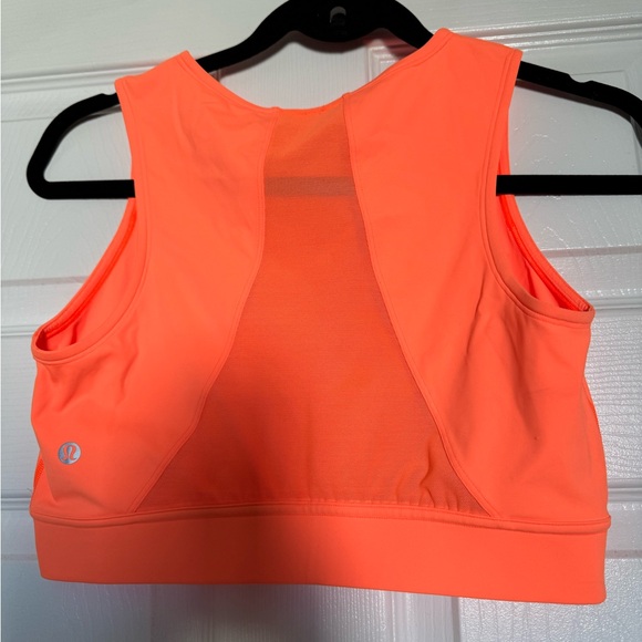 Lululemon Hotty Hot cropped tank top. - Picture 2 of 2